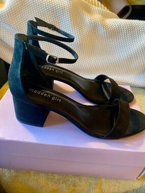 Madden Girl Black Faux Suede Block Heel Ankle-Strap Sandals